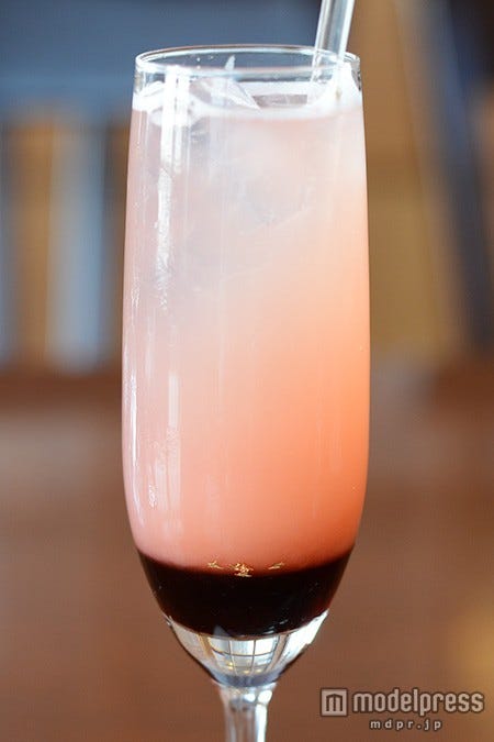 混ぜるとだんだん色が変化