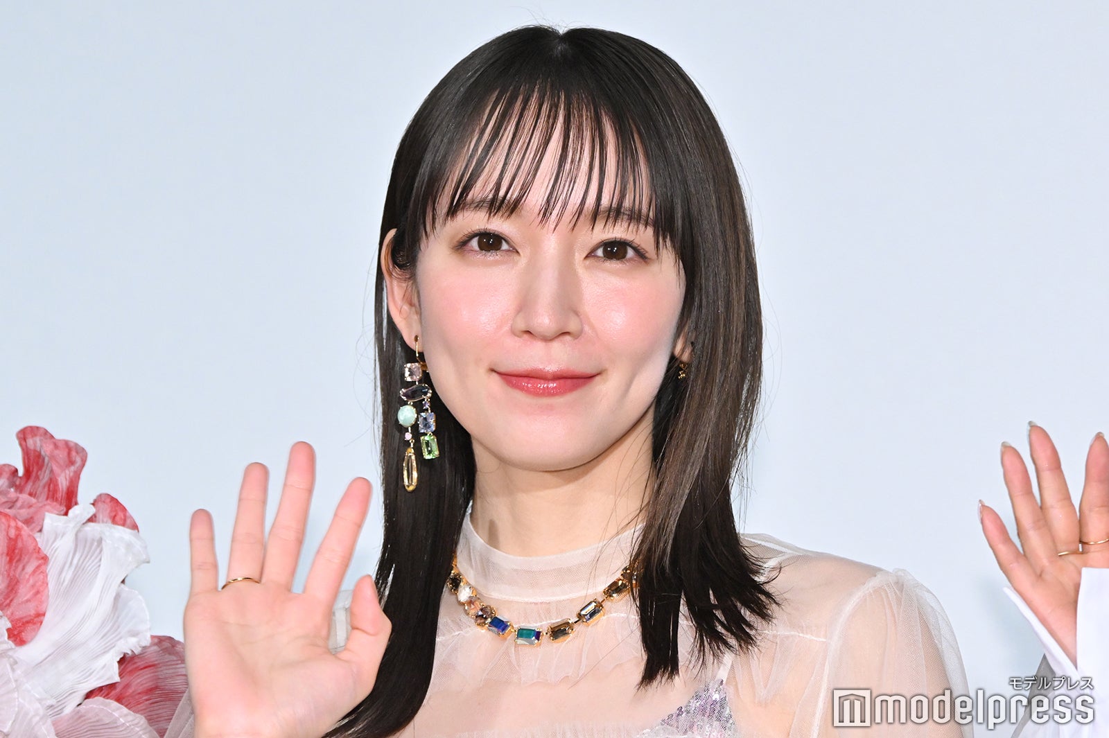 トップ 吉岡里帆 とんでもないニット