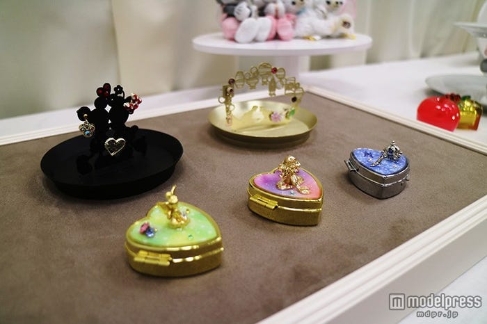「Disney Jewel」(10月上旬発売)/(C)Disney