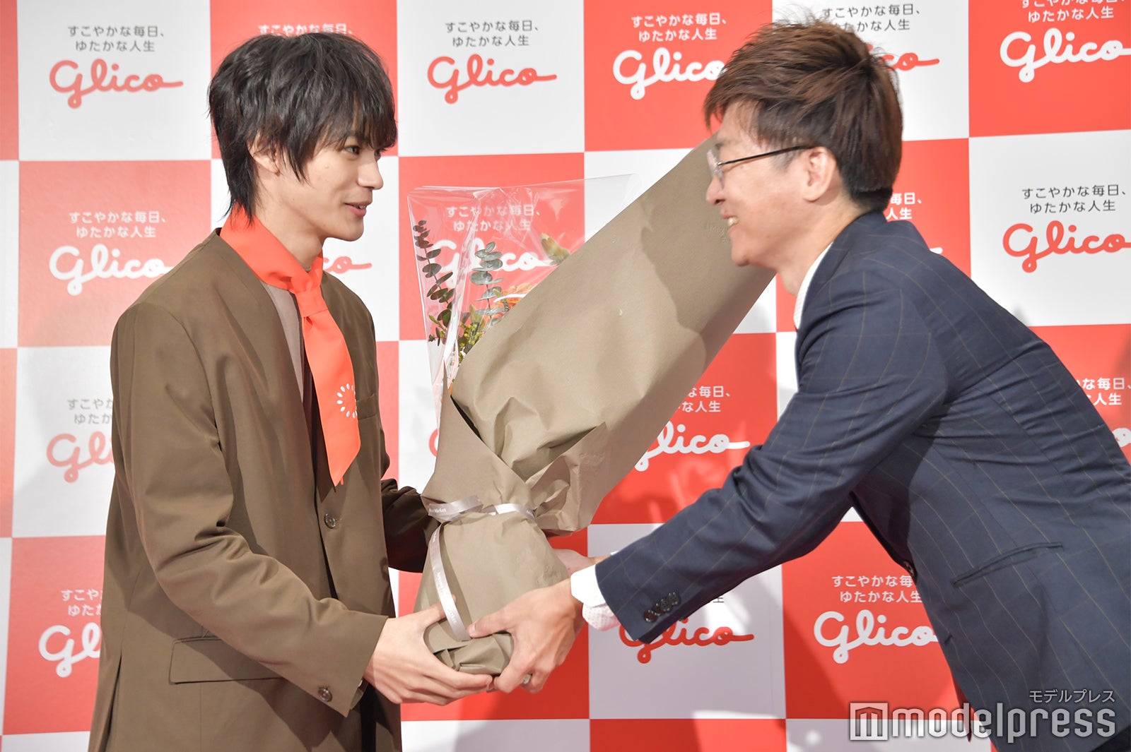 神尾楓珠、江川直氏（C）モデルプレス