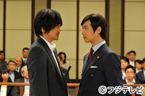 (左から)大森南朋、堺雅人