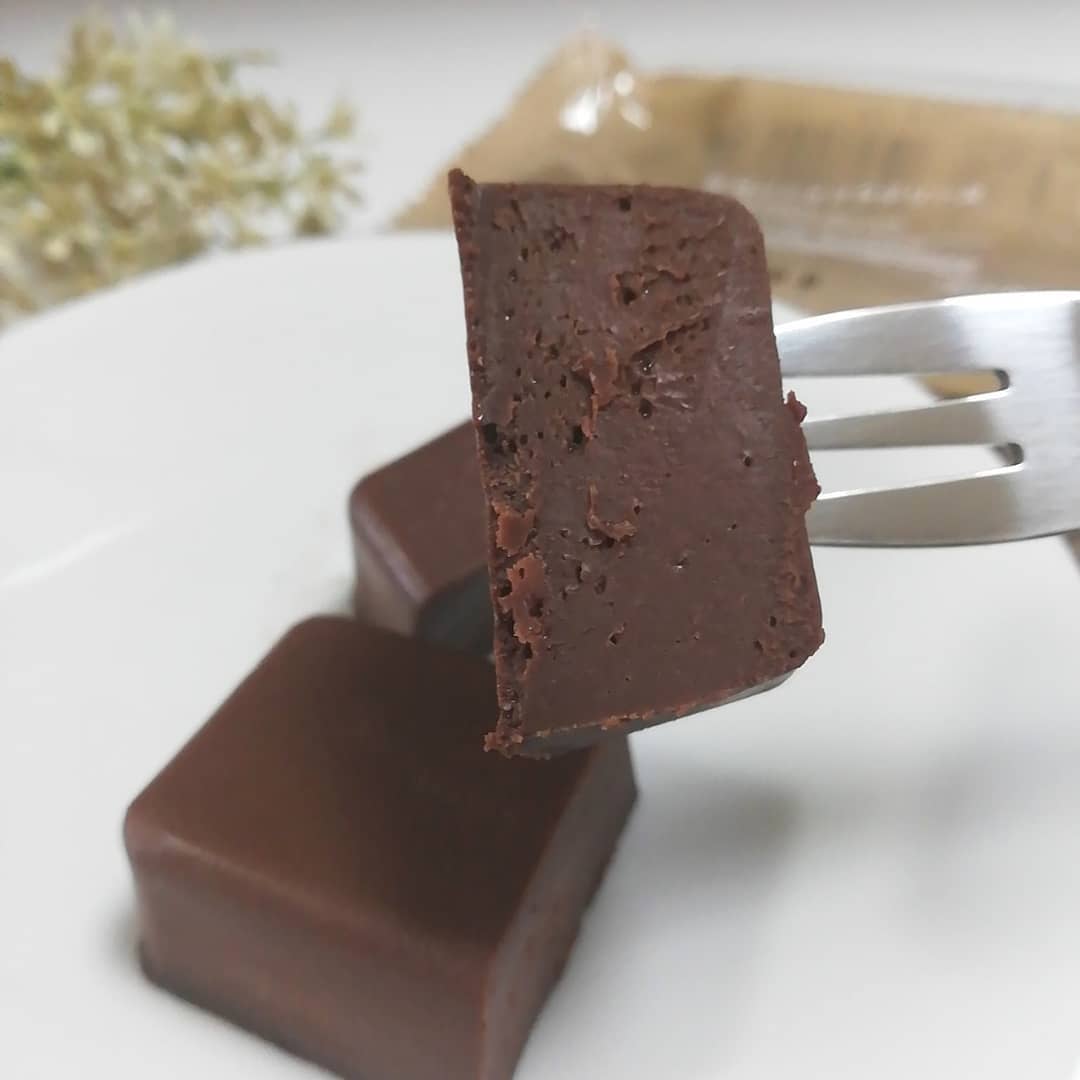 ローソン「雪溶けショコラテリーヌ」