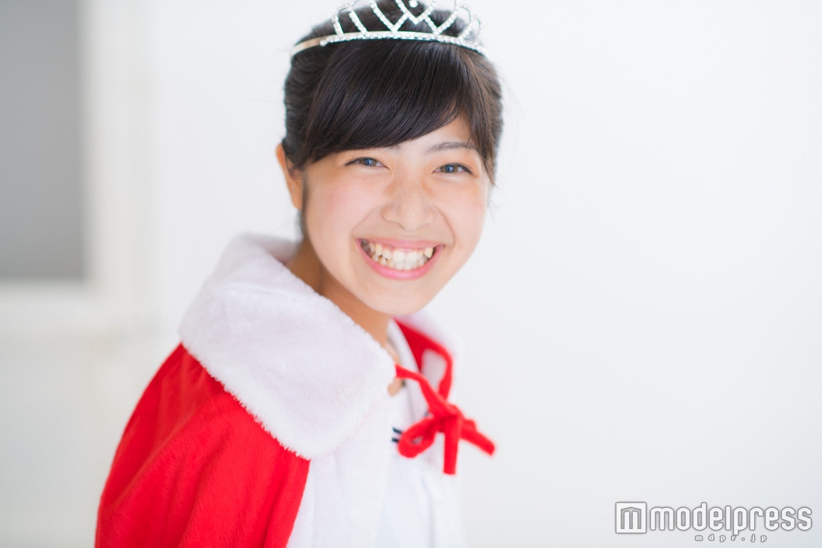 グランプリに輝いた吉田莉桜（りおちょん）さん／「高一ミスコン」（C）モデルプレス