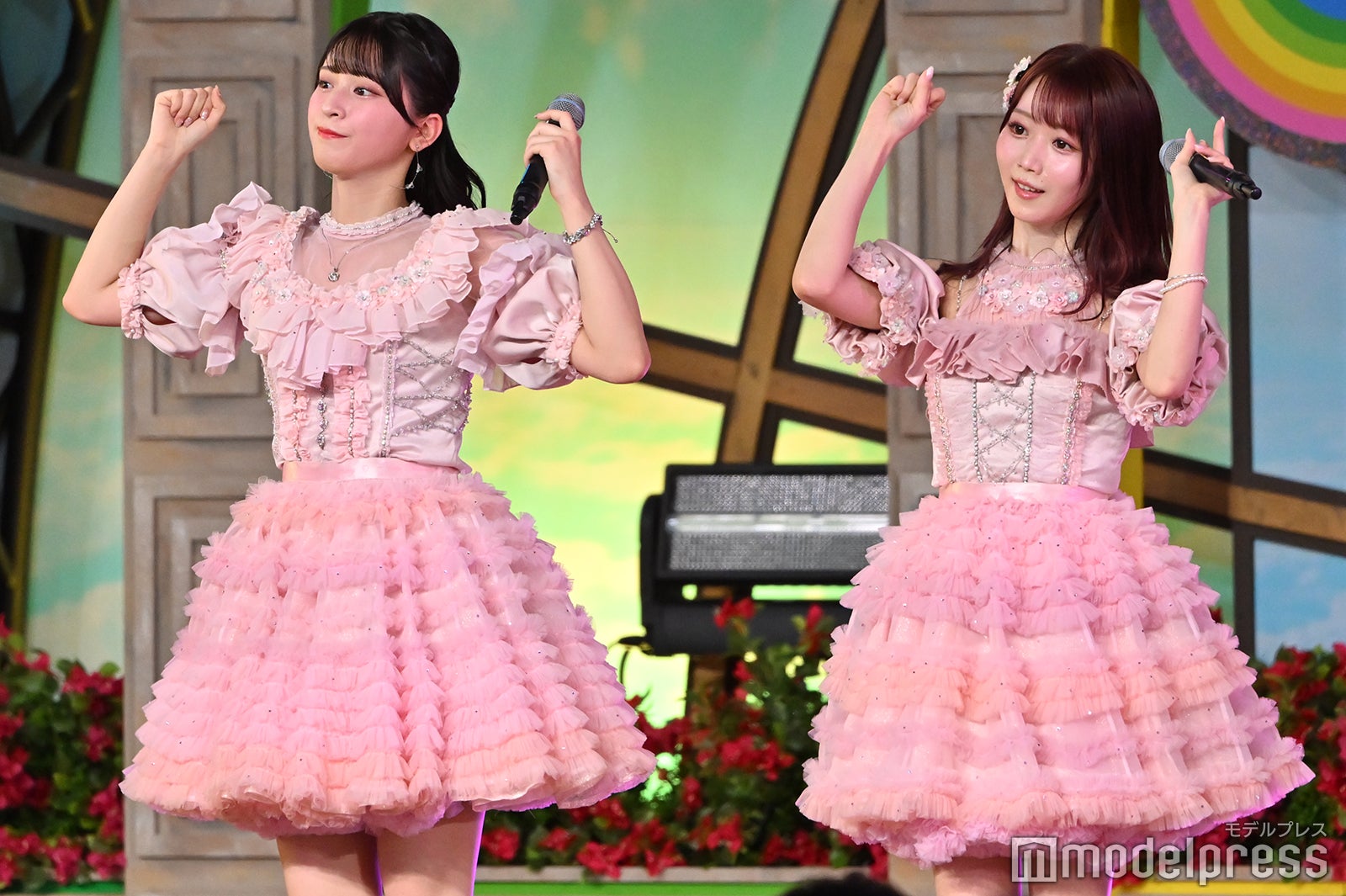 佐々木舞香、大谷映美里／＝LOVE（C）モデルプレス