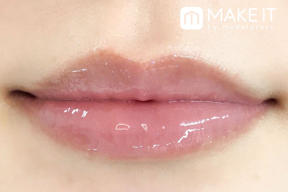 KATE／カラーエナメルグロス／BU-1 使用 (C)メイクイット