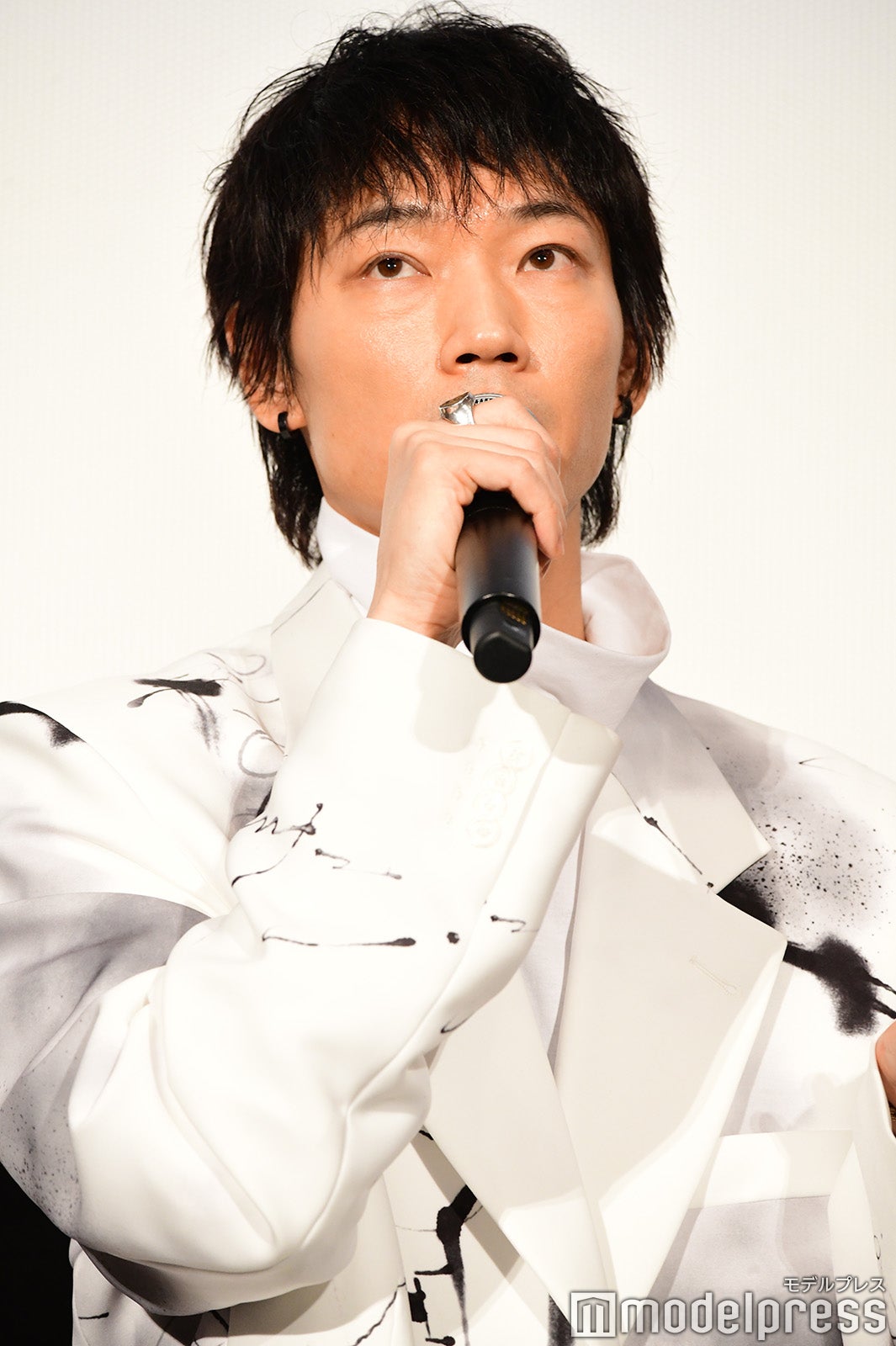 綾野剛 （C）モデルプレス