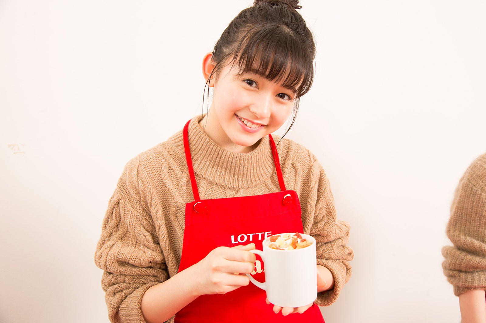 久間田琳加／新CMメイキングカット（提供画像）