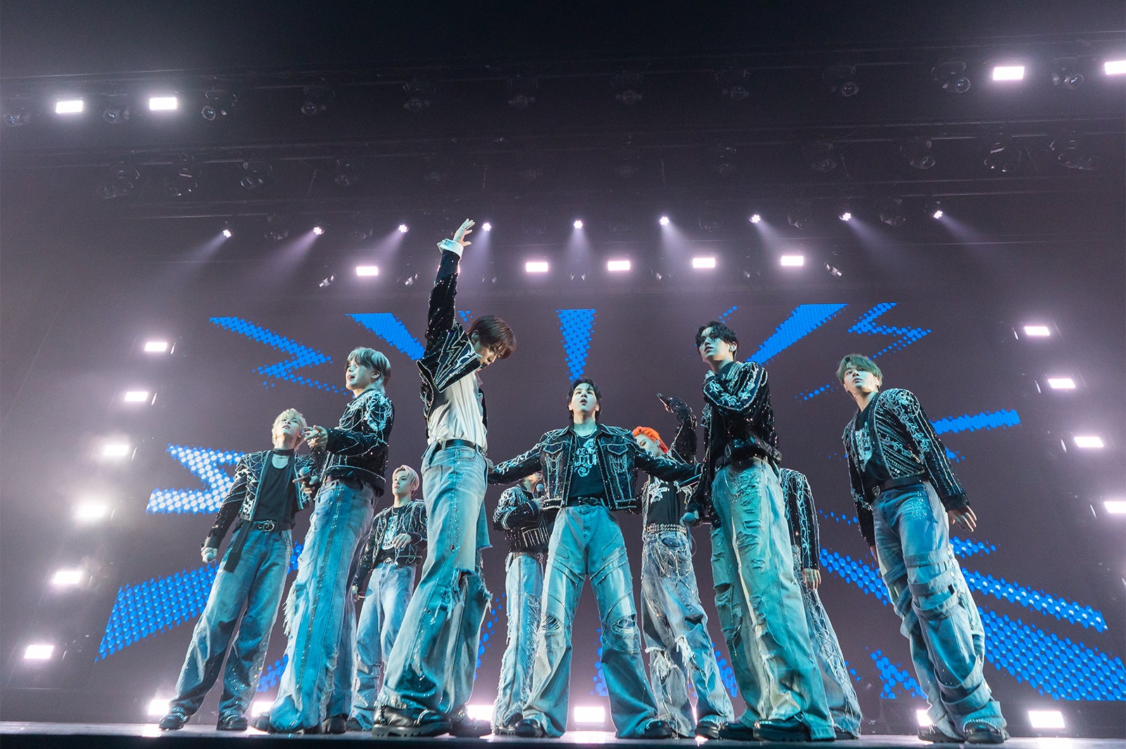 JO1（C）LAPONE ENTERTAINMENT