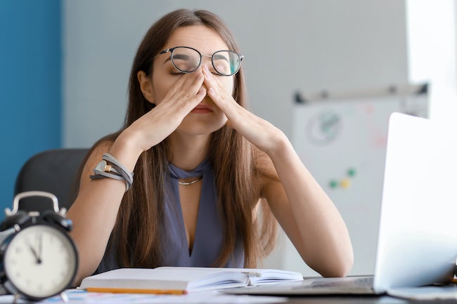 恋に言い訳してない？彼氏ができない女子がしてる3つの言い訳