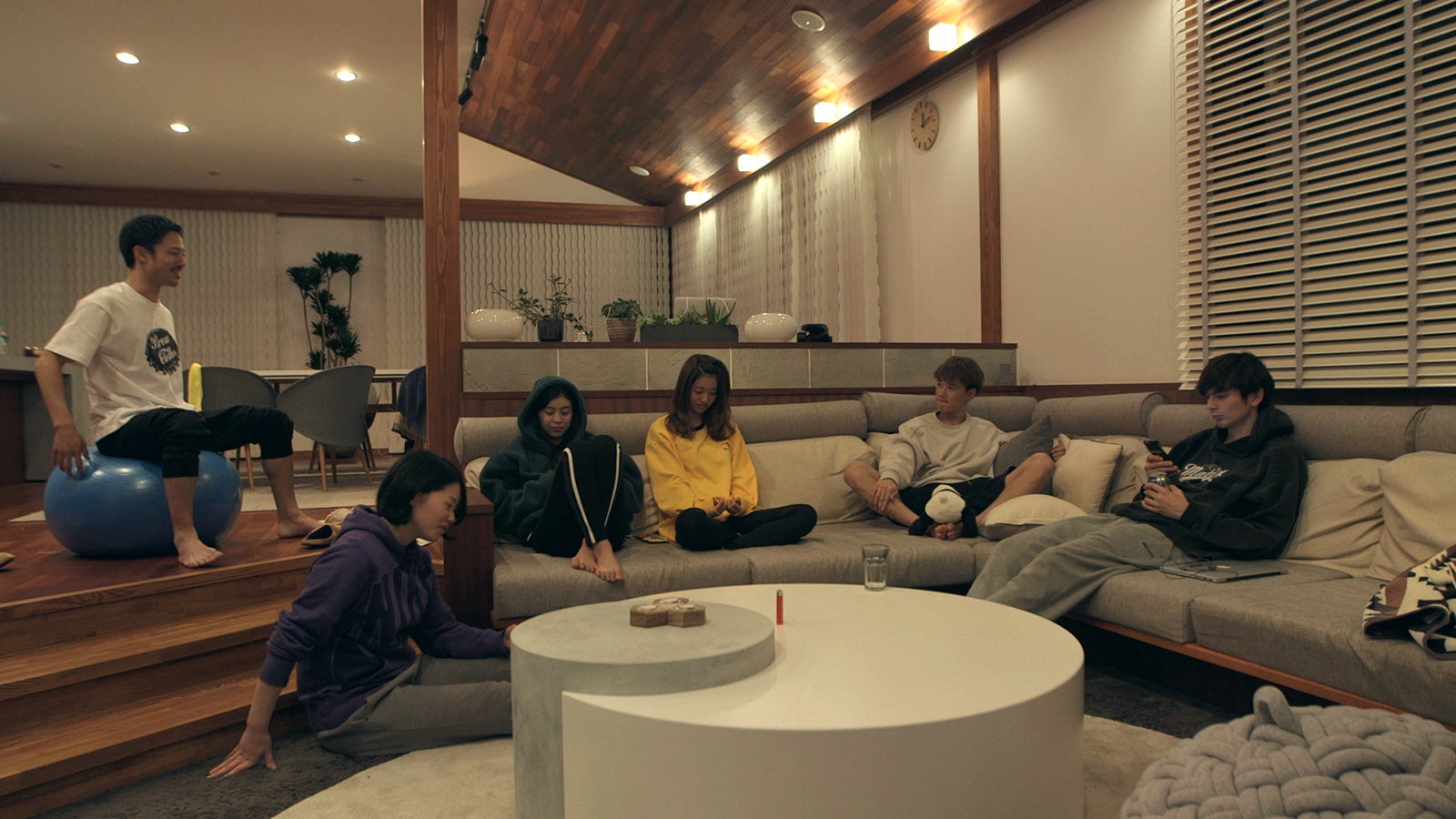 「TERRACE HOUSE OPENING NEW DOORS」5th WEEK（C）フジテレビ／イースト・エンタテインメント