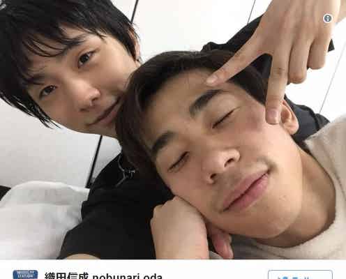 羽生結弦と添い寝の織田信成「世の中の女子の皆さんごめんね」が話題 「ラブラブすぎて嫉妬」「代わって下さい!」