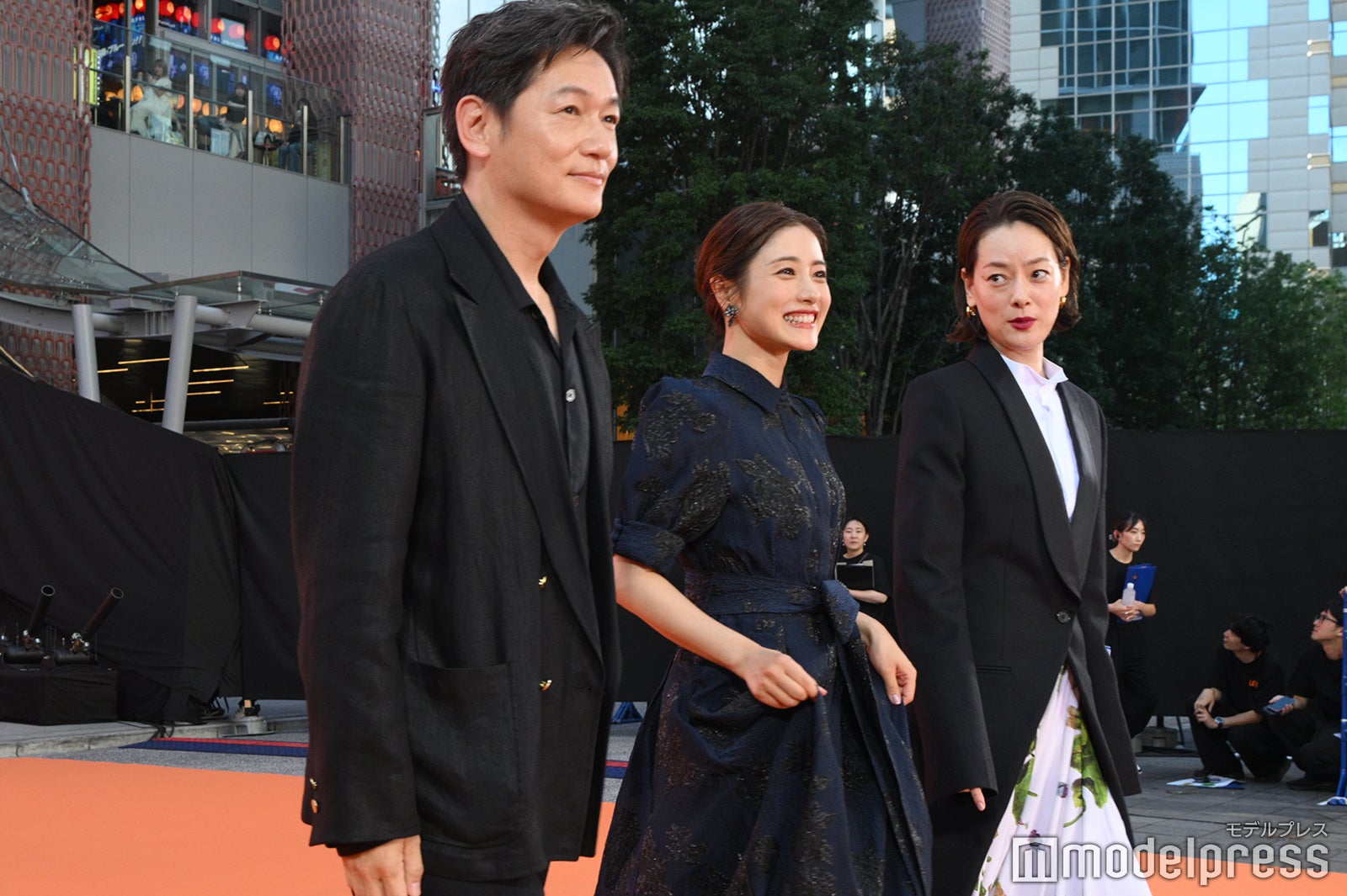 井浦新、石原さとみ、市川実日子（C）モデルプレス