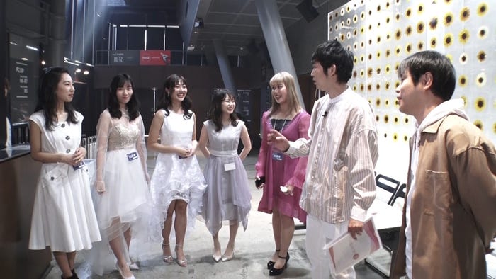 「MISS OF MISS CAMPUS QUEEN CONTEST 2020」ファイナリスト&NON STYLE(提供写真)