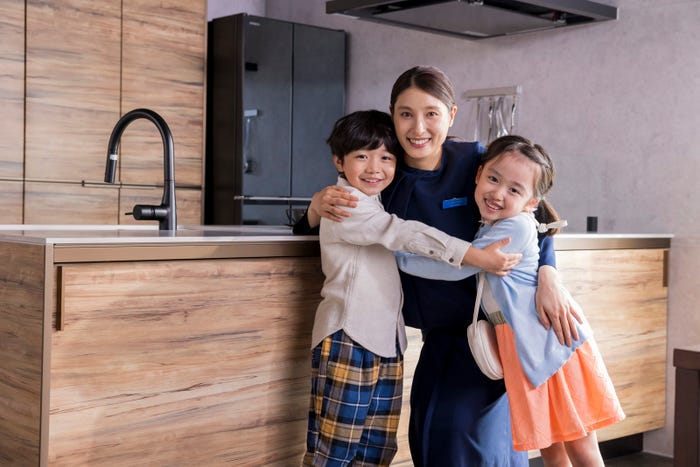 石塚陸翔、土屋太鳳、池村碧彩/メイキングより(提供写真)