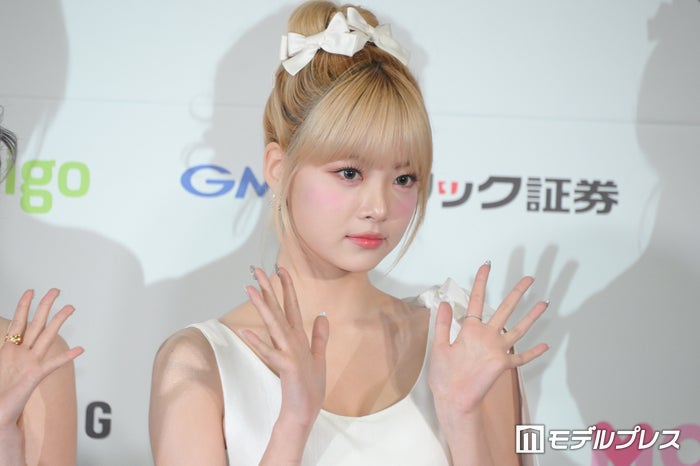 LE SSERAFIM・HONG EUNCHAE、急性胃炎で「Music Bank」欠席 代役はILLIT・YUNAH