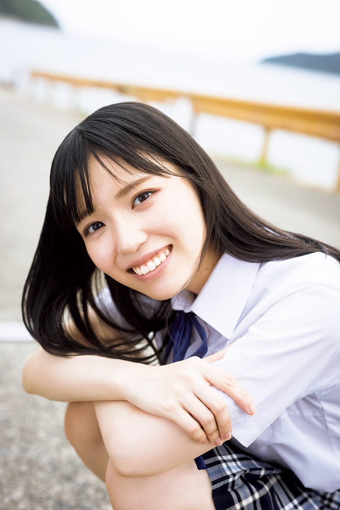 岩田陽菜/「STU48岩田陽菜1st写真集 選べないクレヨン」新たに公開された先行カット(C)KADOKAWA(C)STU PHOTO/TANAKA TOMOHISA