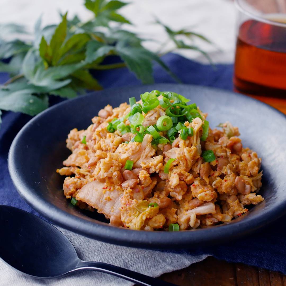 レンジで一発!オートミールの納豆キムチ炒飯