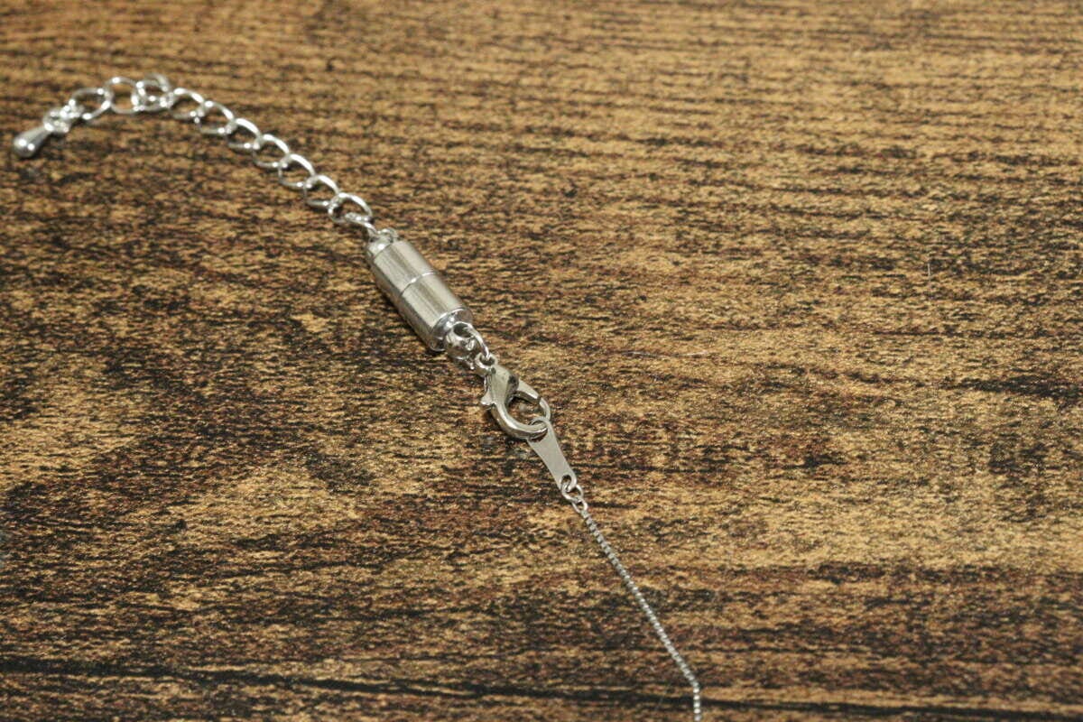 マグネット式アジャスターチェーン(シルバーカラー) 形状 マグネット式アジャスターチェーン(シルバーカラー) 形状