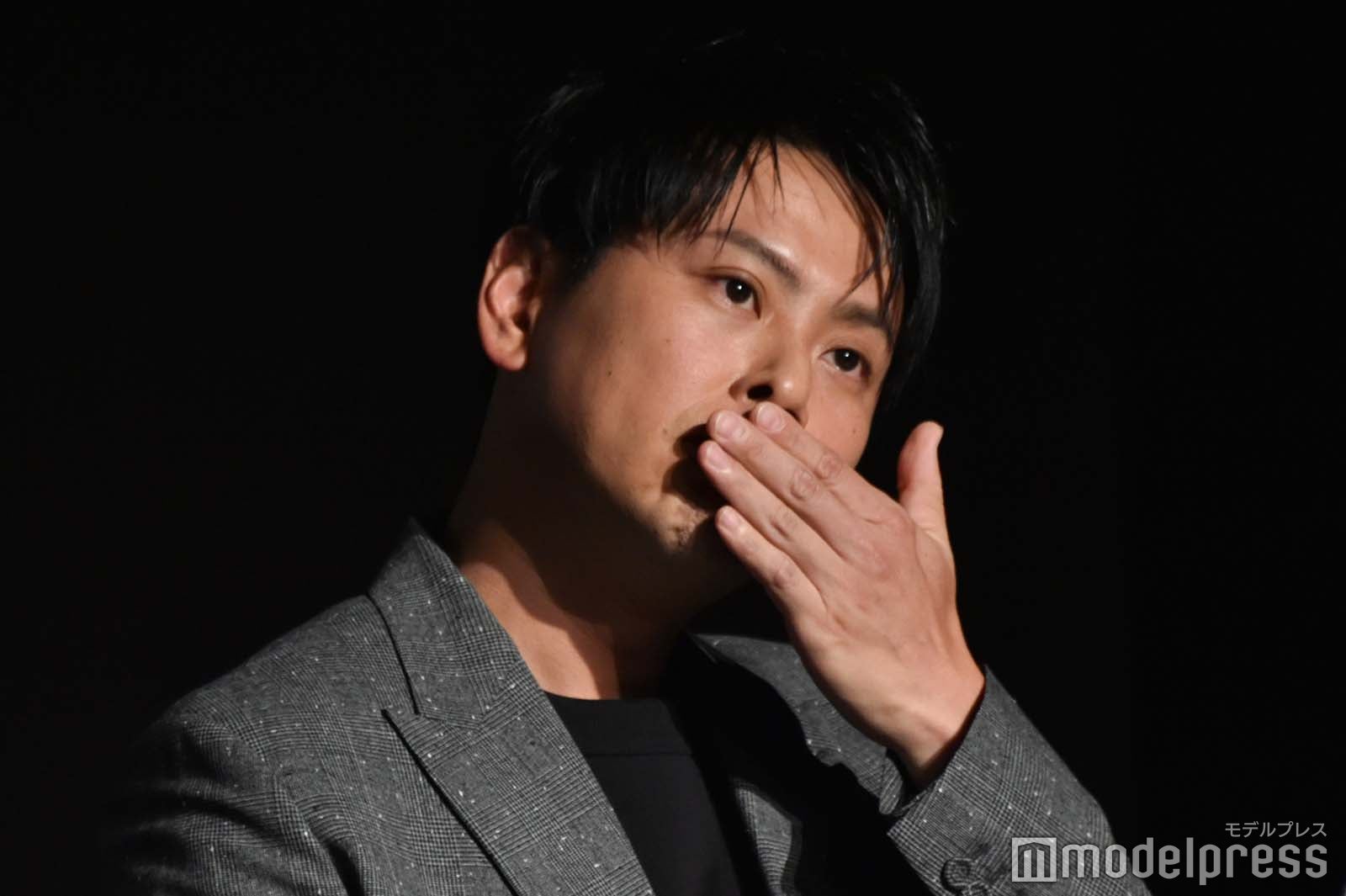 口元が気になる山下健二郎 （C）モデルプレス