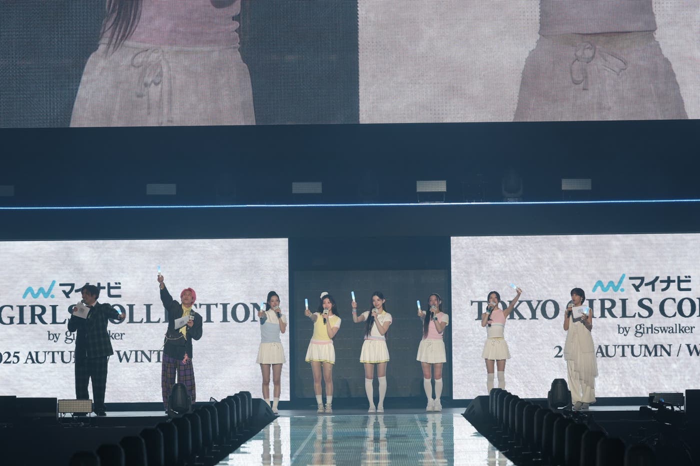 オープニングの様子(C)マイナビ TOKYO GIRLS COLLECTION 2025 AUTUMN/WINTER