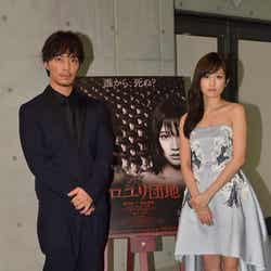 前田敦子(右)と成宮寛貴(左)