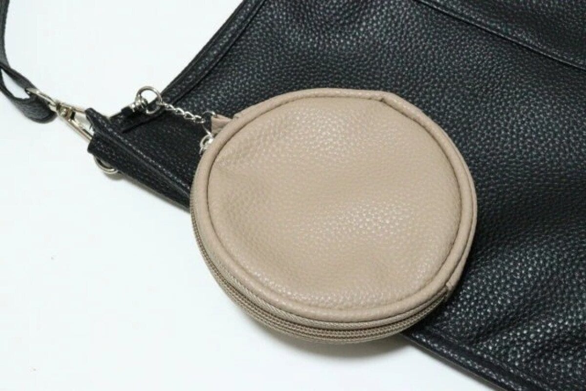 ダイソー　小物ケース　レザー風