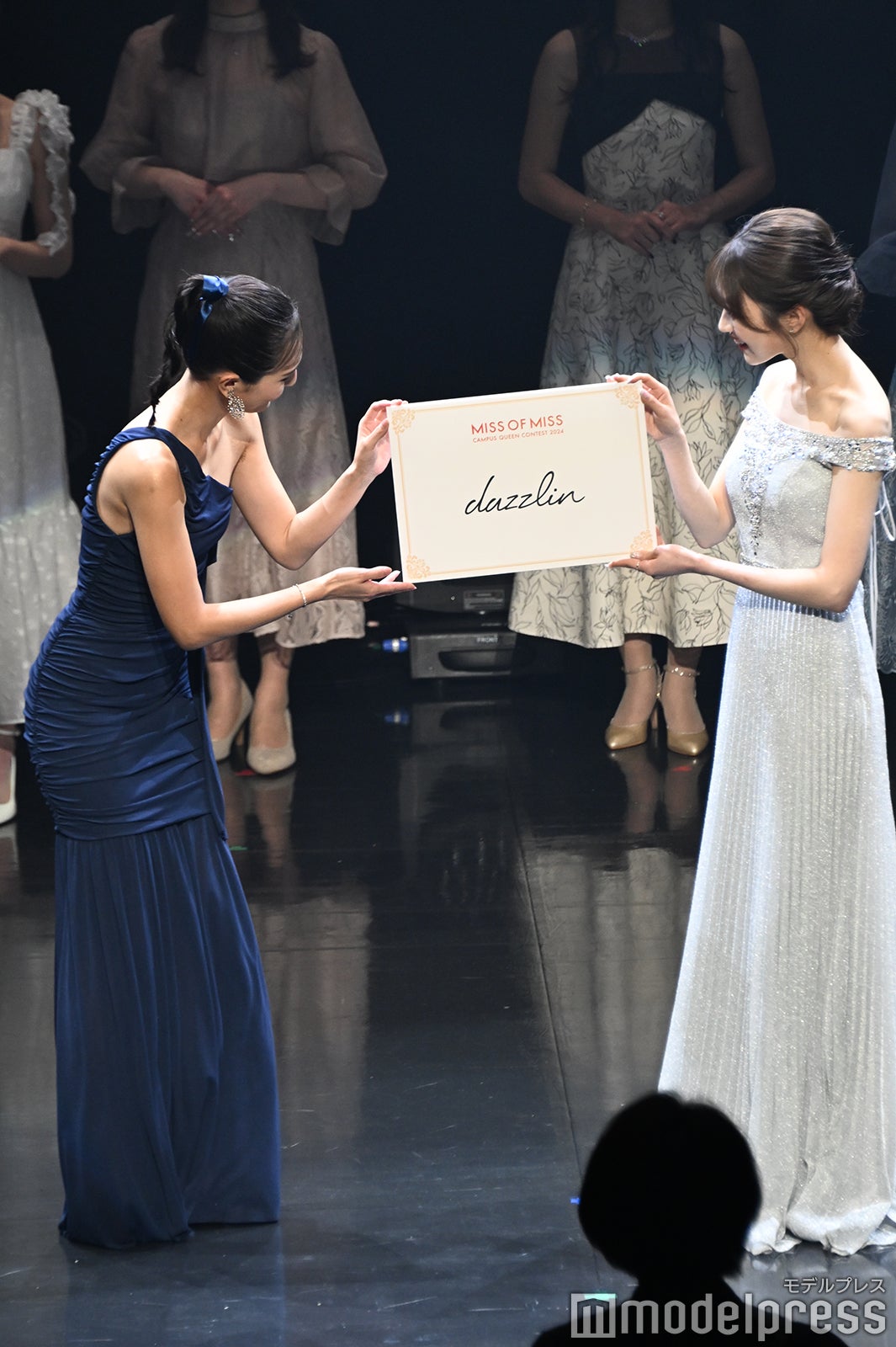 山賀琴子、大平ひかるさん（C）モデルプレス