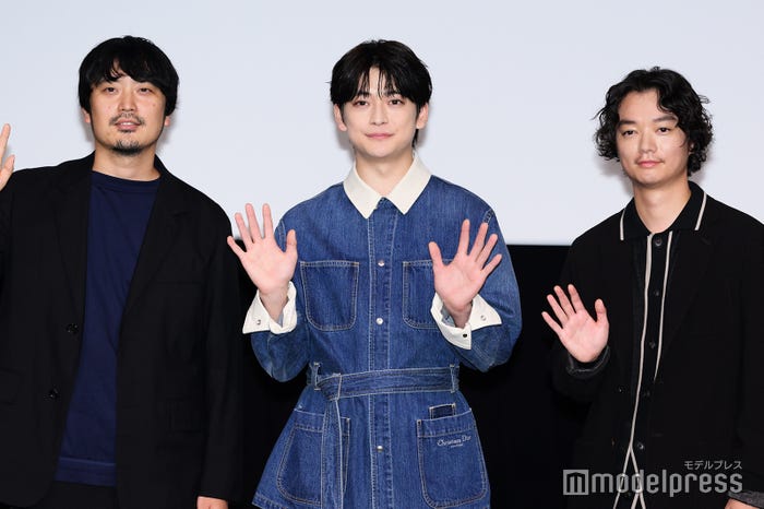 水野格監督、高橋文哉、染谷将太(C)モデルプレス