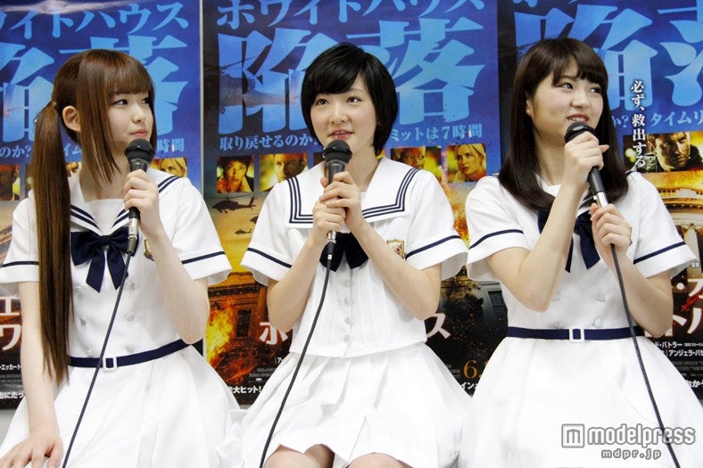 映画「エンド・オブ・ホワイトハウス」鑑賞会に登場した乃木坂46の3人（左から松村沙友理、生駒里奈、若月佑美）