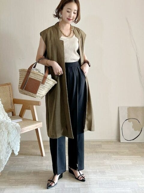 ワイドパンツ　コーデ