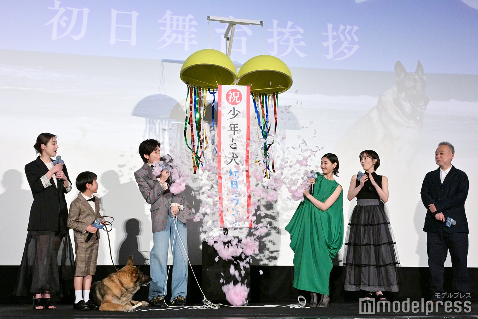 宮内ひとみ、木村優来、高橋文哉、さくら、西野七瀬、伊原六花、瀬々敬久監督（C）モデルプレス