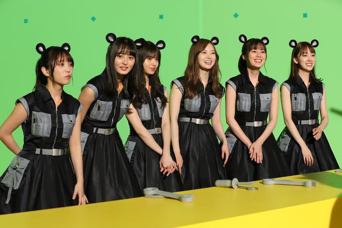 (左から)与田祐希、遠藤さくら、齋藤飛鳥、白石麻衣、生田絵梨花、堀未央奈(提供写真)