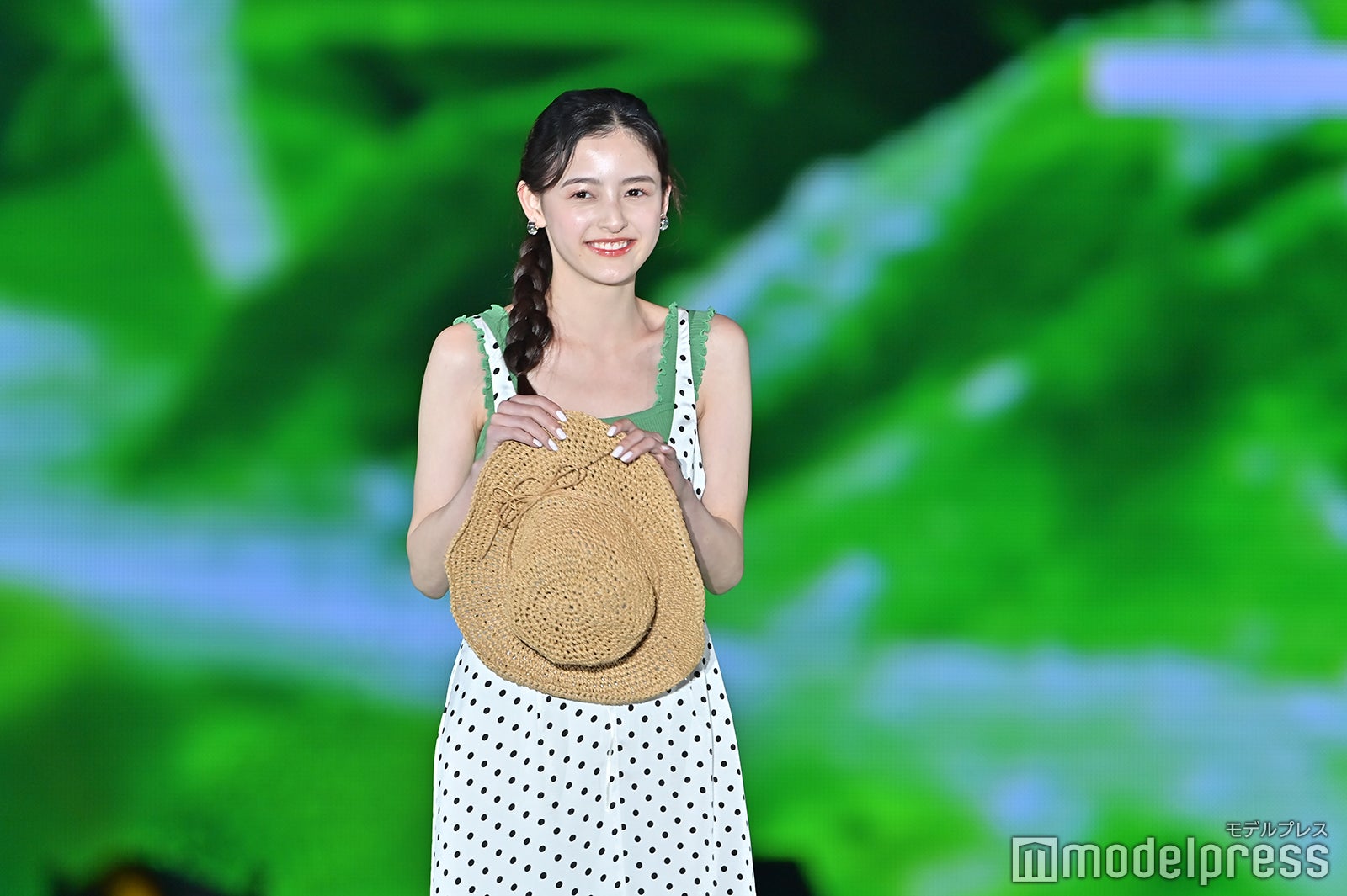 （C）モデルプレス