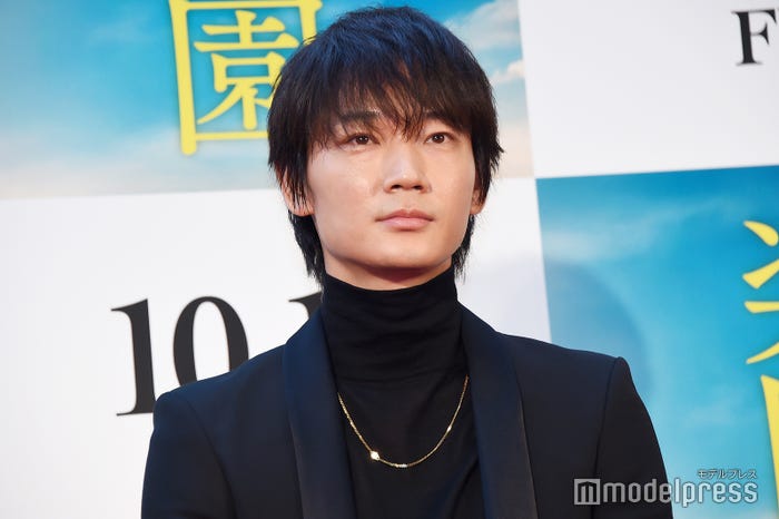 綾野剛(C)モデルプレス