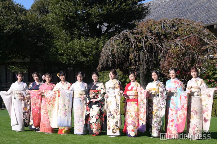 (左から)宮本茉由、本田望結、ギュナイ滝美、大角ゆき、井元彩花、小芝風花、高橋ひかる、井頭愛海、玉田志織、近藤ゆら、尾碕真花(C)モデルプレス