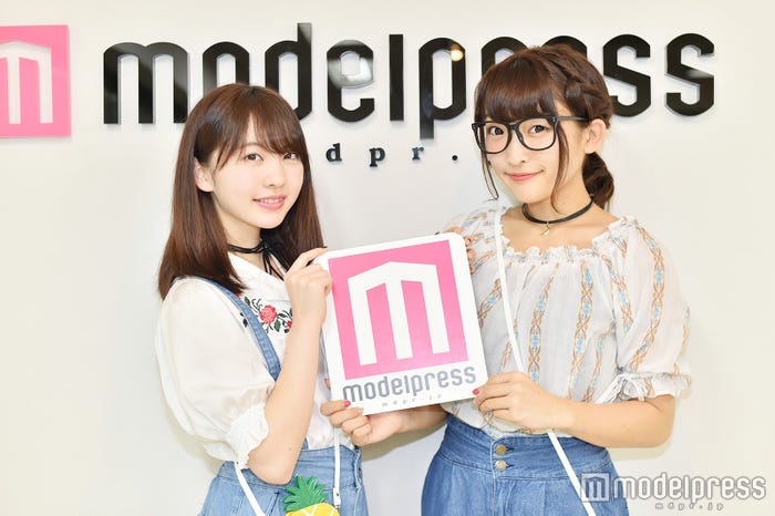 まこみな/左から:まこ、みなみ(C)モデルプレス
