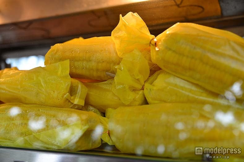 軸付きスイートコーンHK＄25