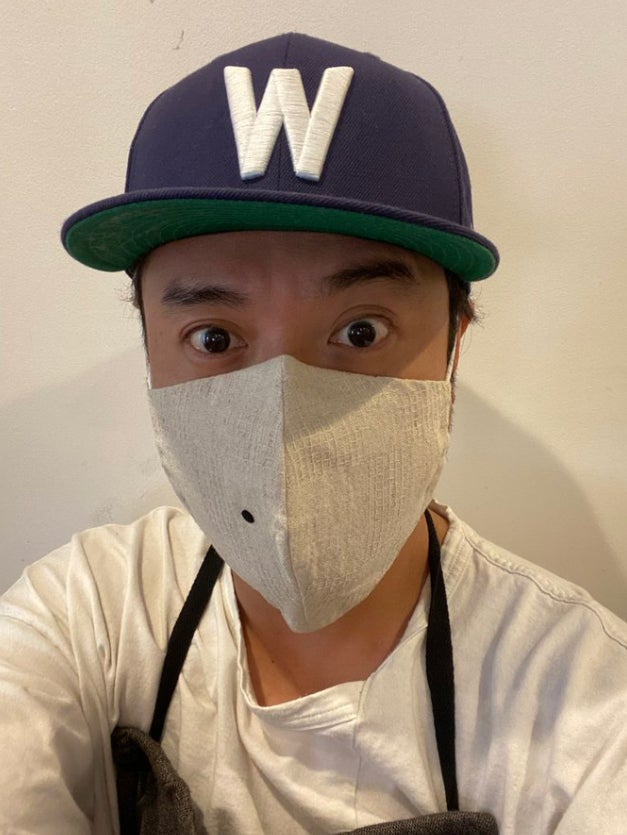 ムロツヨシ、ほくろポイントの“ムロマスク”姿に反響「可愛い」“お揃い”希望ファン続々