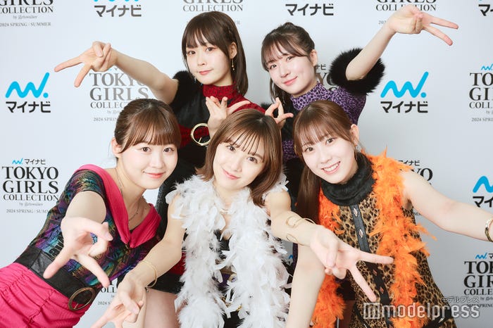 上杉真央、今井陽菜、友恵温香、久木田帆乃夏、雨宮凜々子(C)モデルプレス
