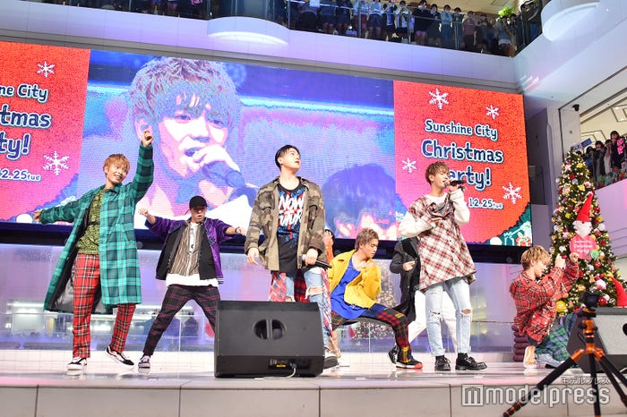 FANTASTICS (C)モデルプレス