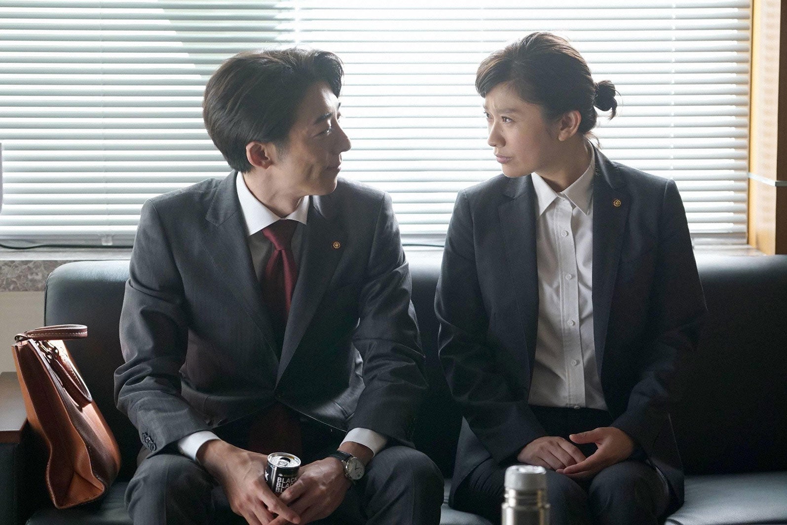 月9「民衆の敵」 智子（篠原涼子）を利用する裏切り者は…？運命を変える衝撃展開＜第5話あらすじ＞