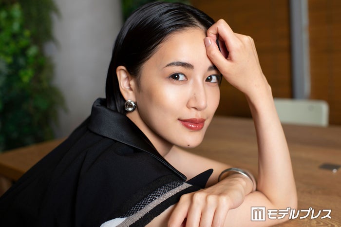 藤井夏恋、姉・萩花＆兄・WEST.藤井流星との幼少期ショット公開「笑顔そっくり」「貴重」と反響
