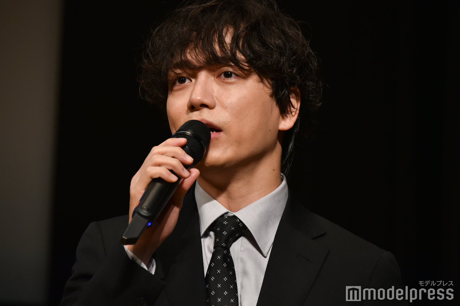 山崎育三郎 （C）モデルプレス