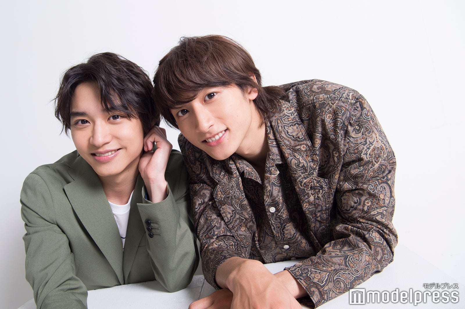 小関裕太＆松岡広大に“ハンサム学級の座席表”を作ってもらった 神木