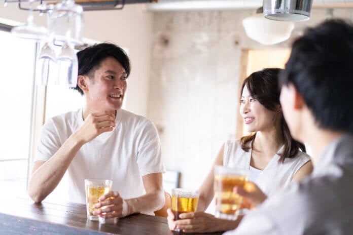 ガンガン口説く男ほど危険な理由