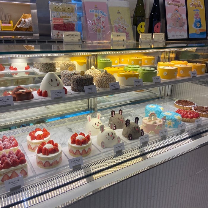 舩木菜々「食べるの好きな私がおすすめしたい場所」(提供写真)