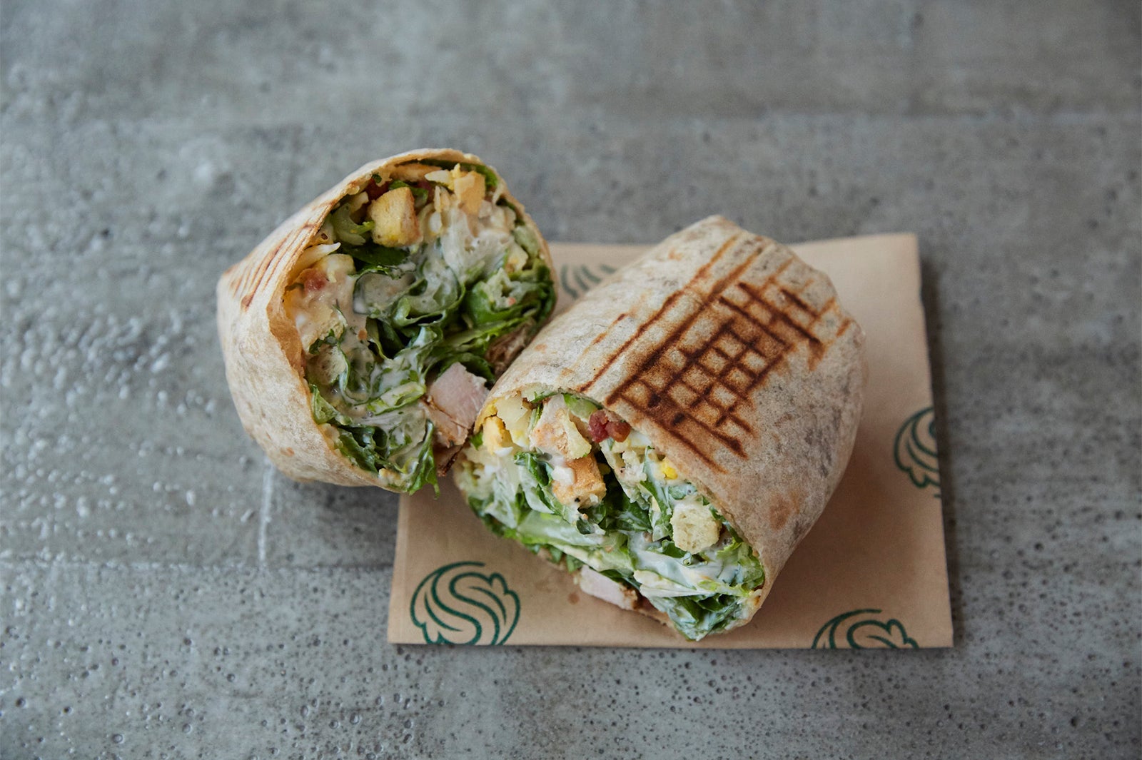 シーザーラップ／画像提供：フジオフードシステム