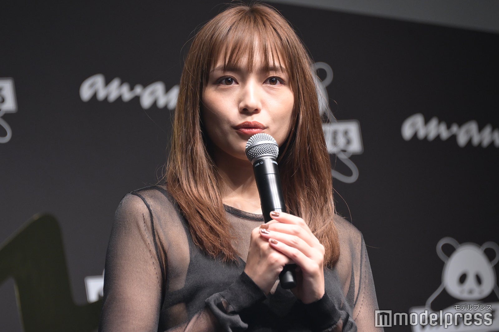 画像3/40) 川口春奈、シースルー衣装で美背中大胆披露「こういう