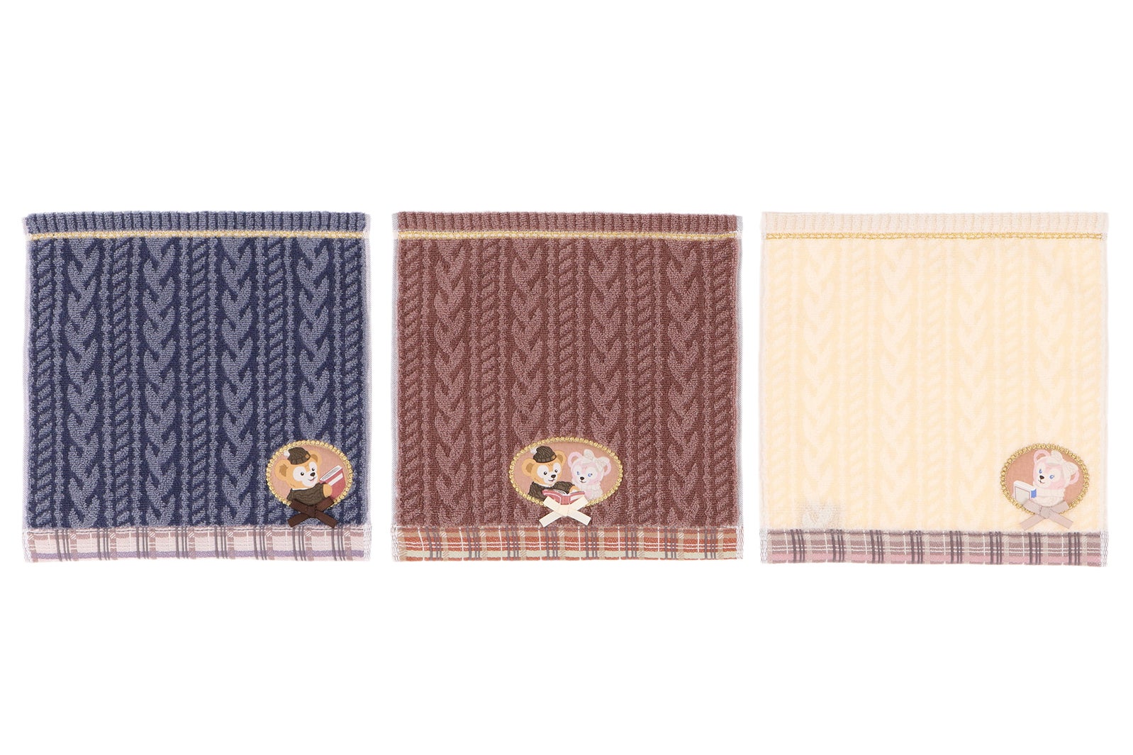 ミニタオルセット2,600円（C）Disney