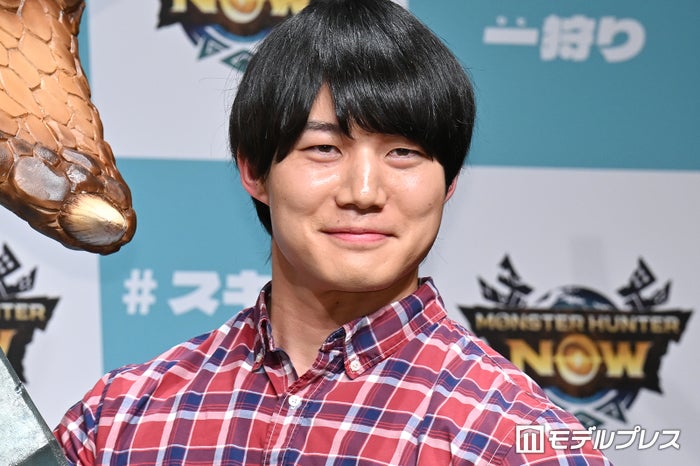 かけおち青木マッチョ「1年目から死ぬほどお世話になって来た」先輩芸人に手料理振る舞う「美味しそう」「キッチンの壁おしゃれ」の声